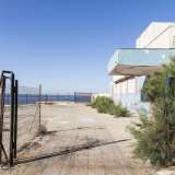 In realt� non c�� nessun agente a controllare e accedere al lido � facilissimo...